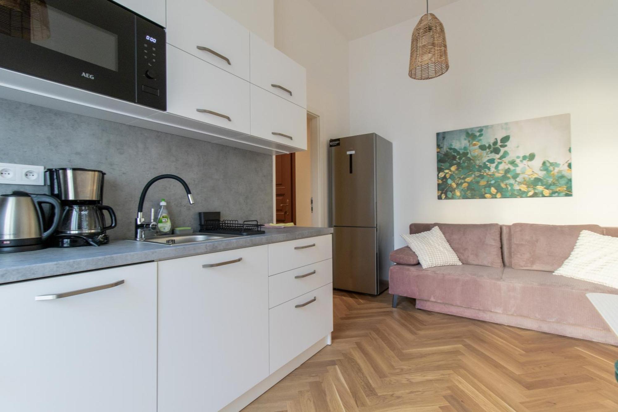 Churchill Heritage Apartment