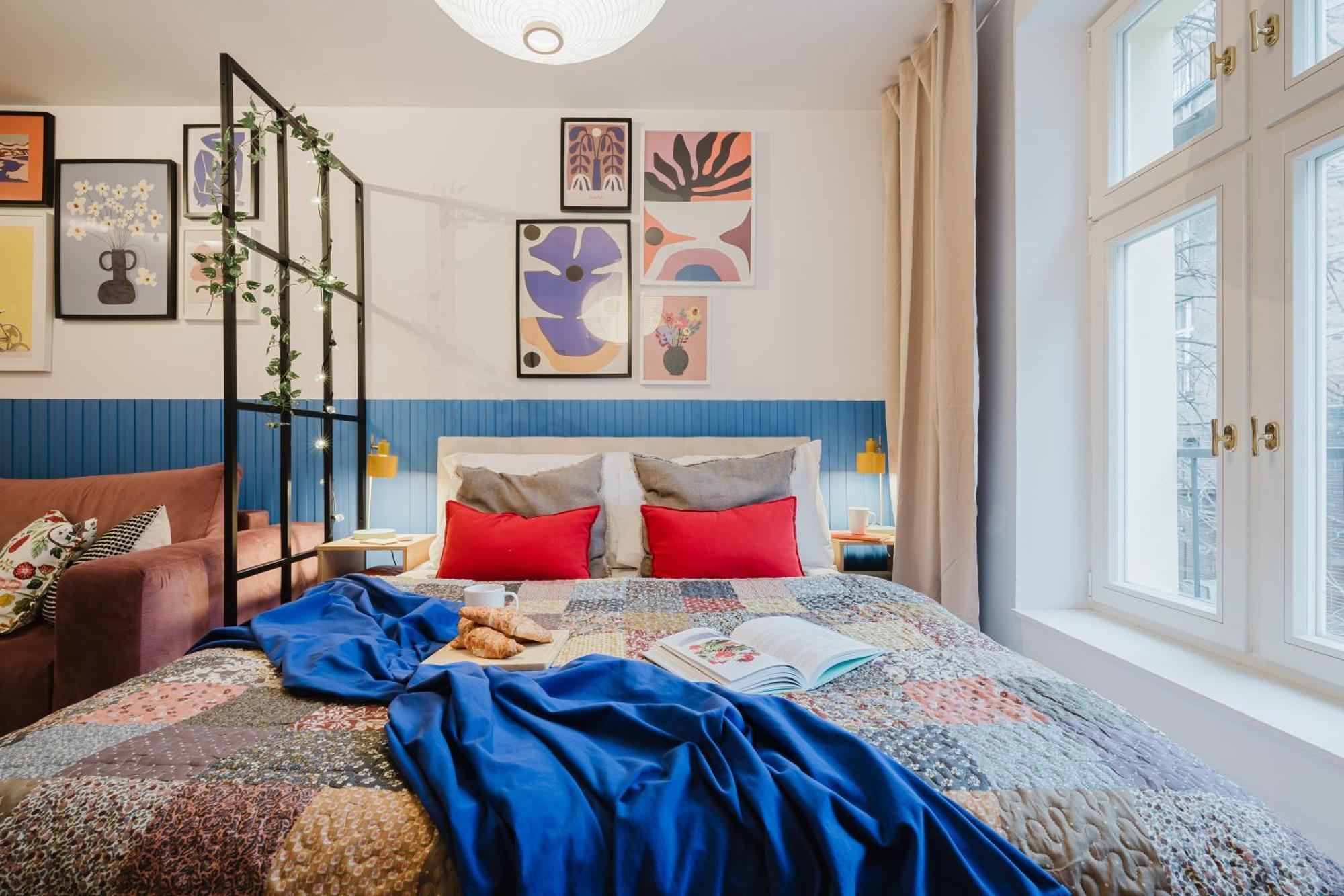 Days - Funky - Netflix - Center Apartment Prague