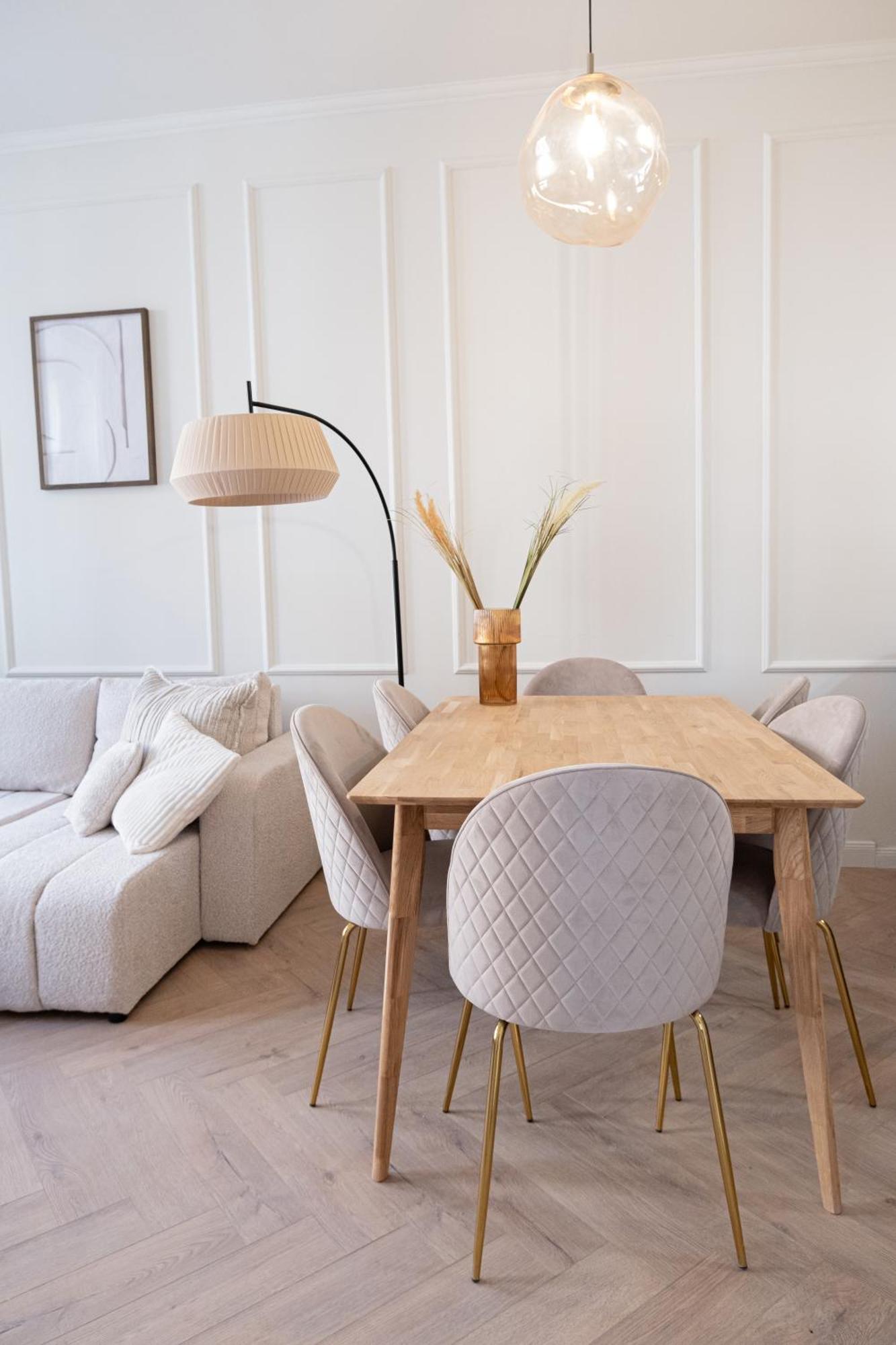 4 Minutes National Theather Apartment, Apartment