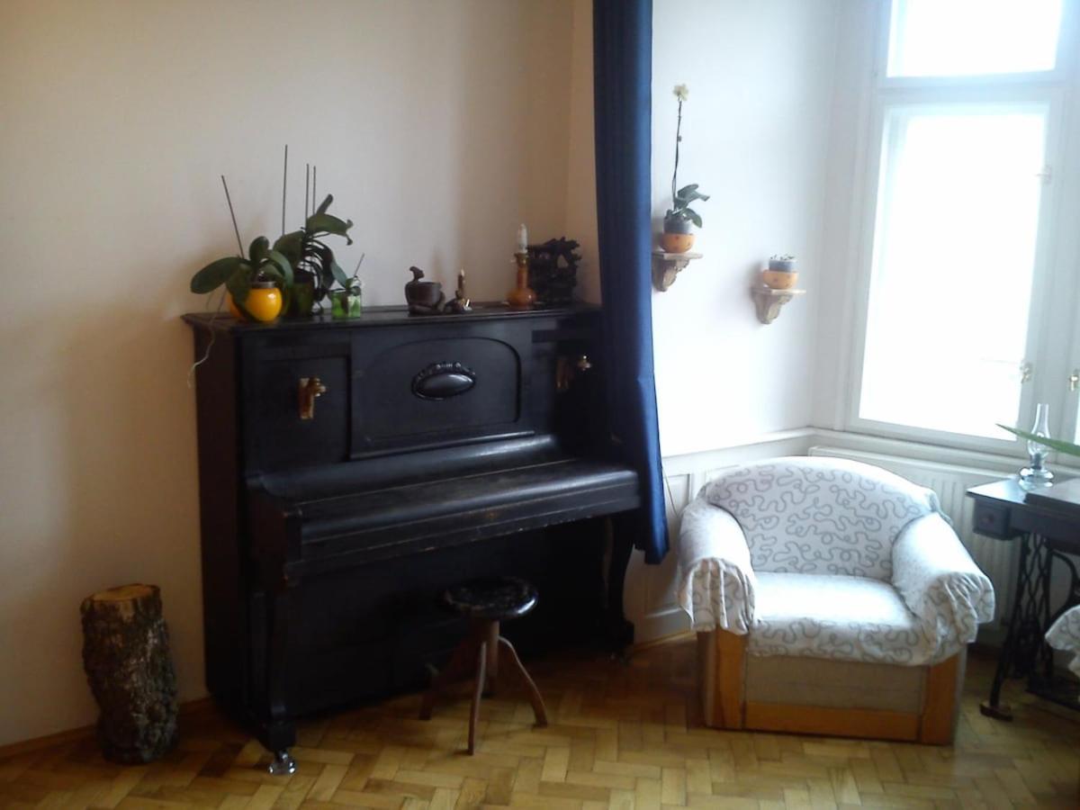 Rain Man's Apartamento *
