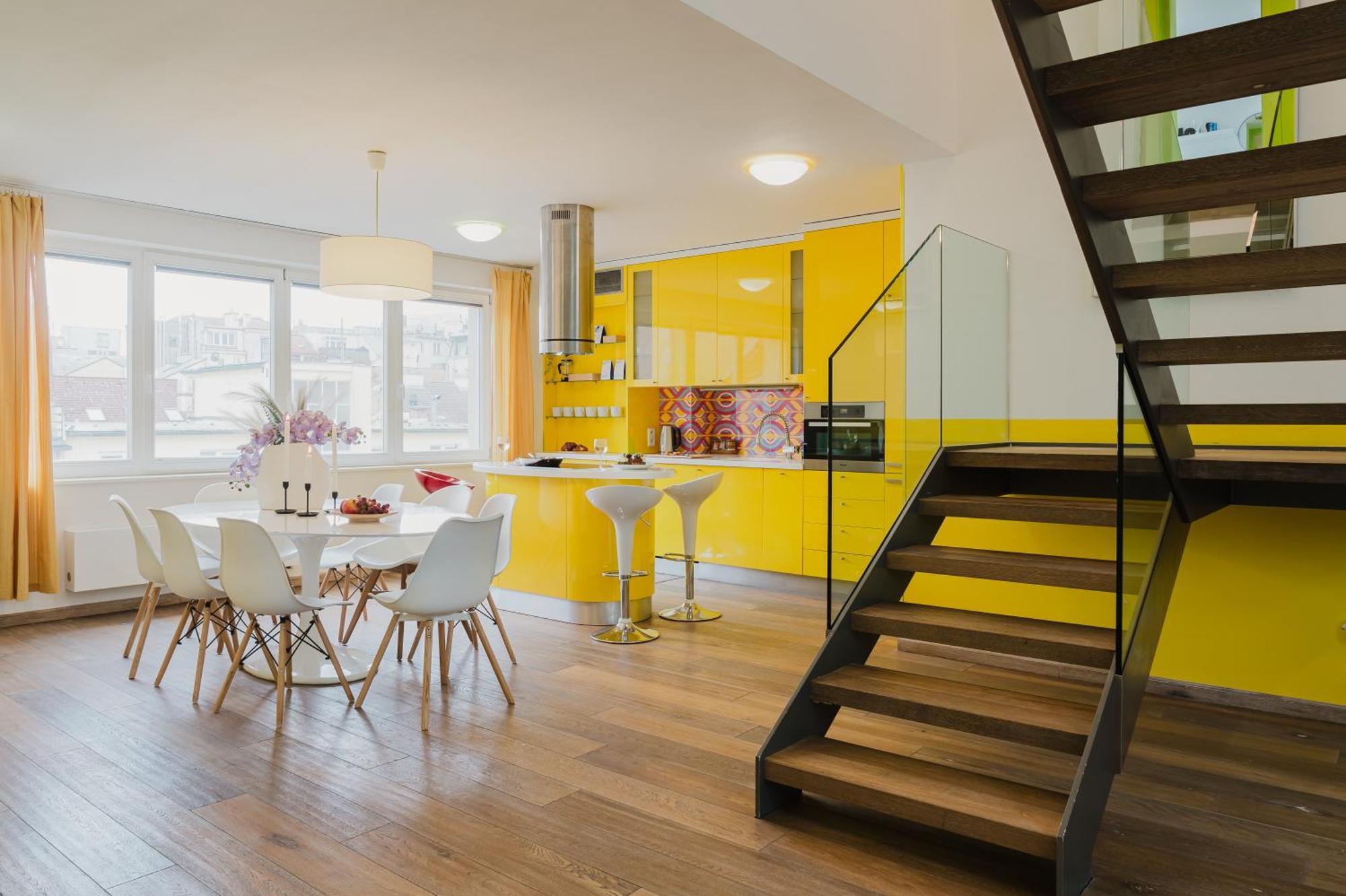 Days - 3bdr Attic Loft-style - Fireplace - Center Appartement