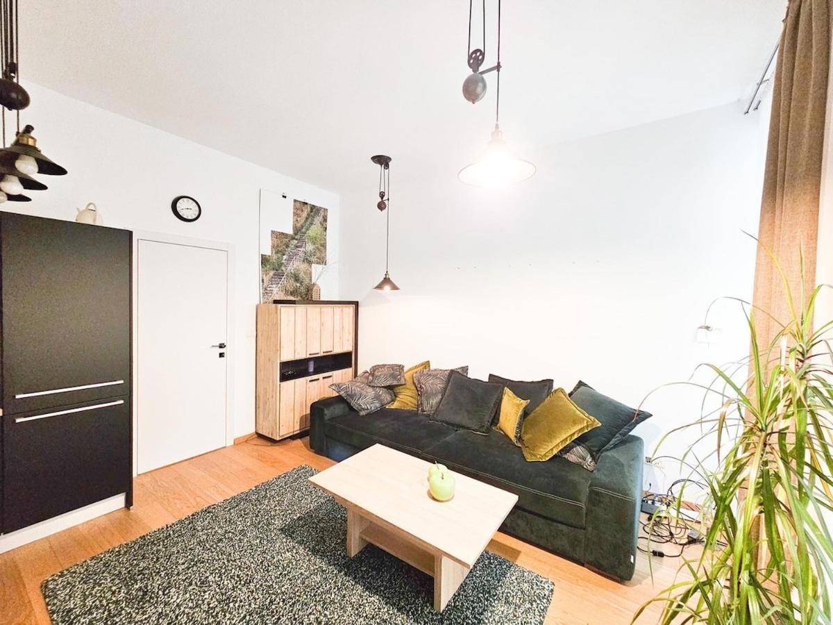 Appartement Atmosphere - Modern Flat With Balcony Prague