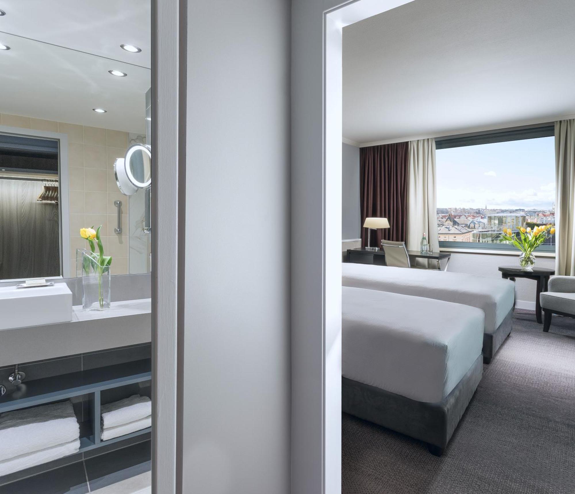 Hilton Old Town Hotel 5*