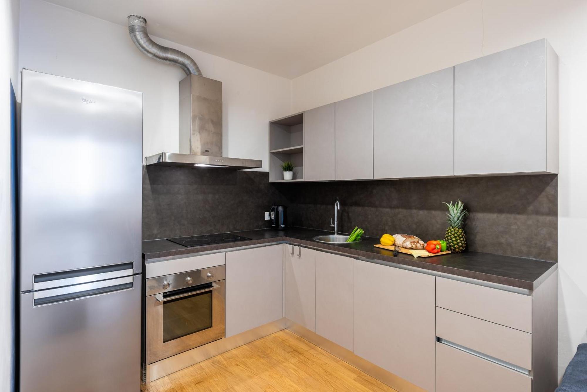 Appartement Spacious 3-bedrooms Near Karlin Square *
