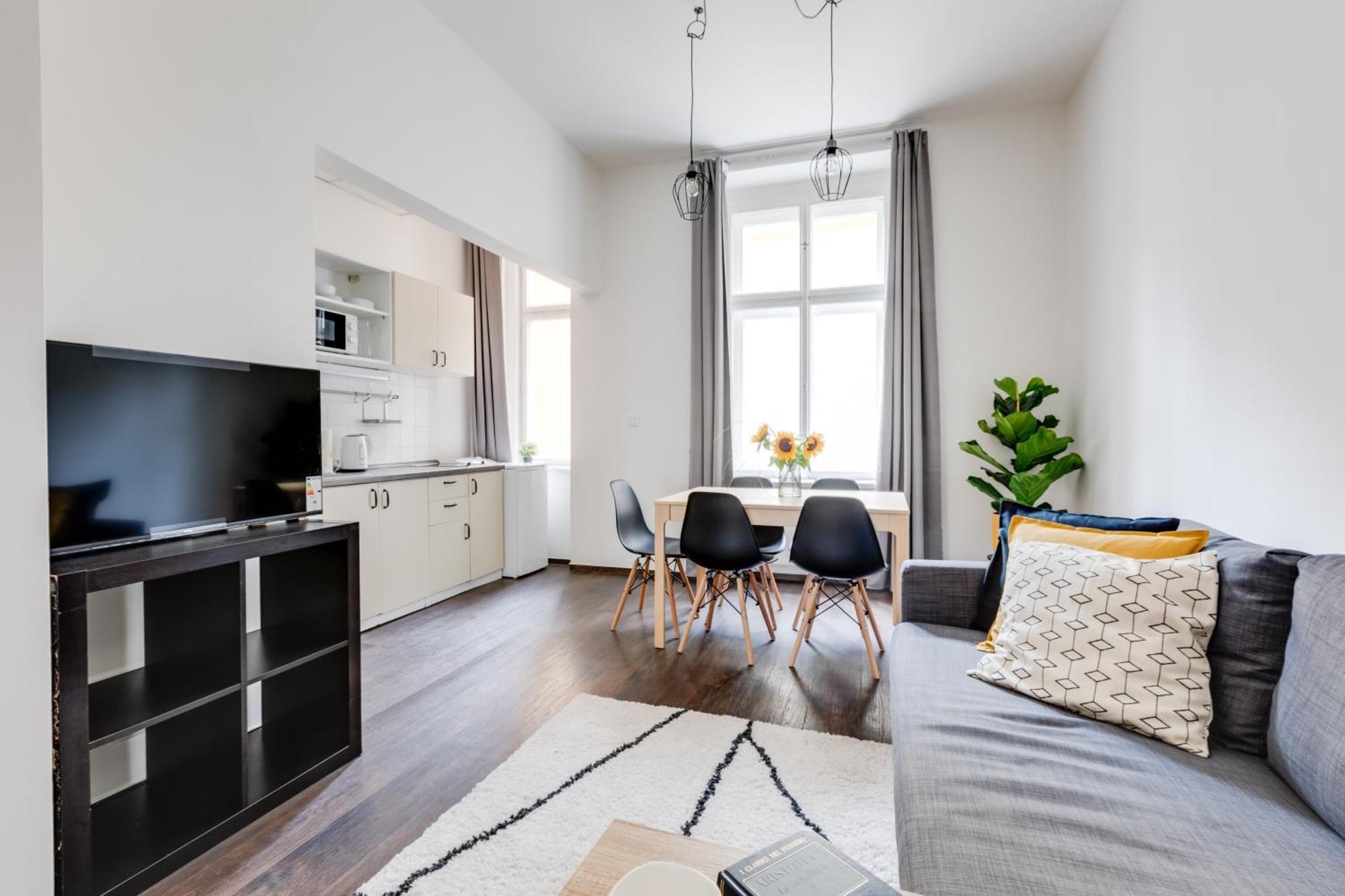 Apartment Cool & Charming In Center - Lub5 *