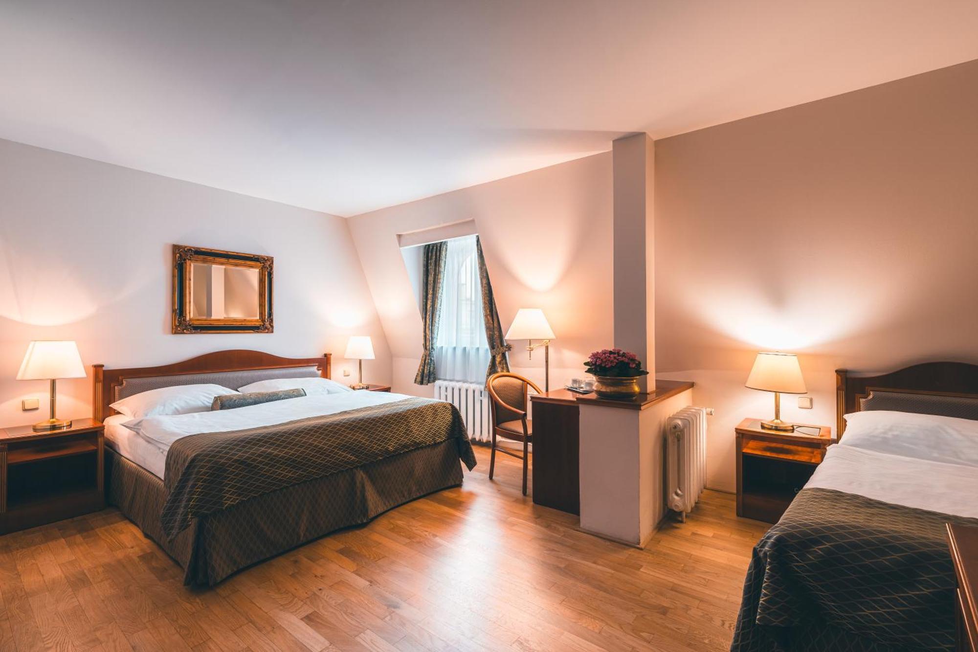 Belvedere Hotel 4*