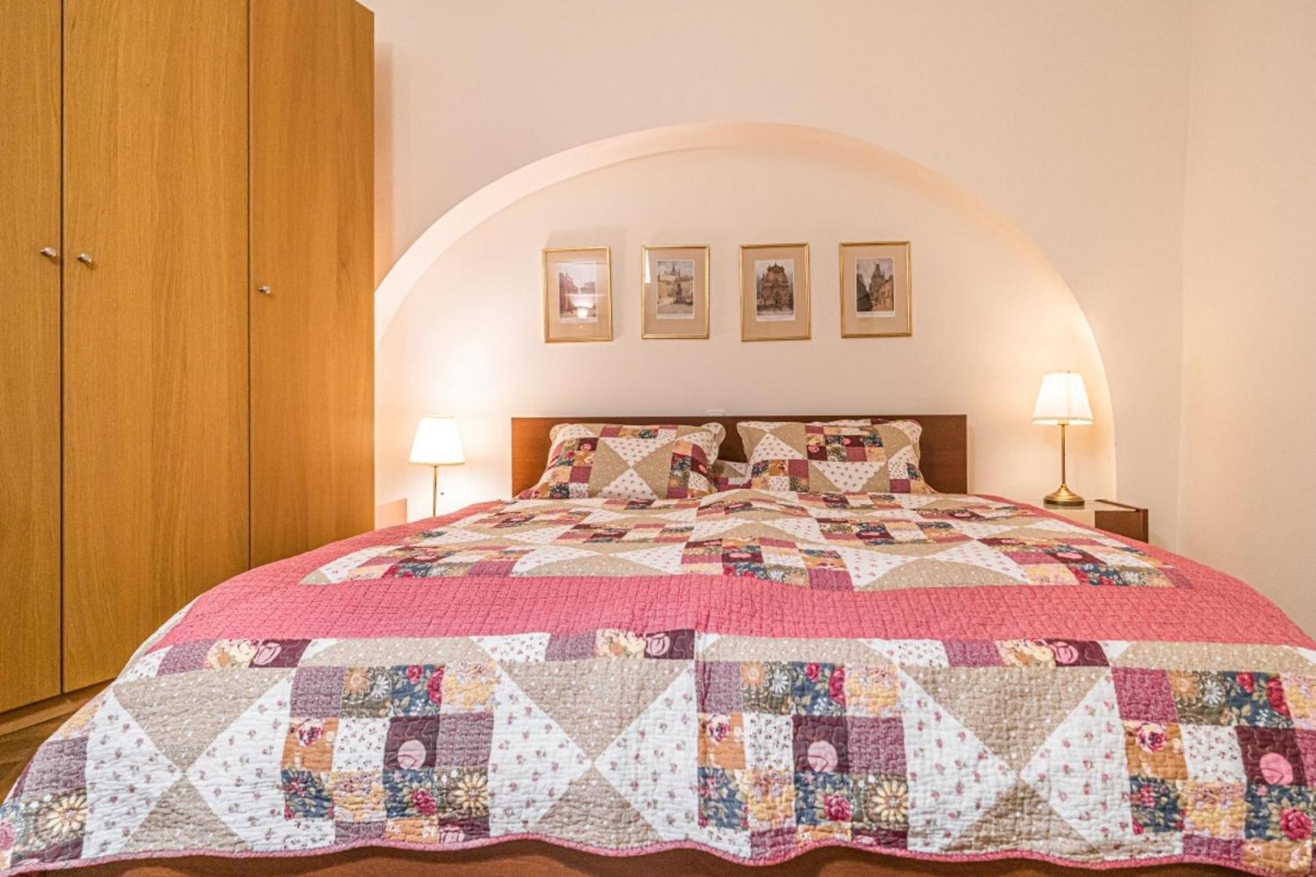Charm In Mala Strana Apartment
