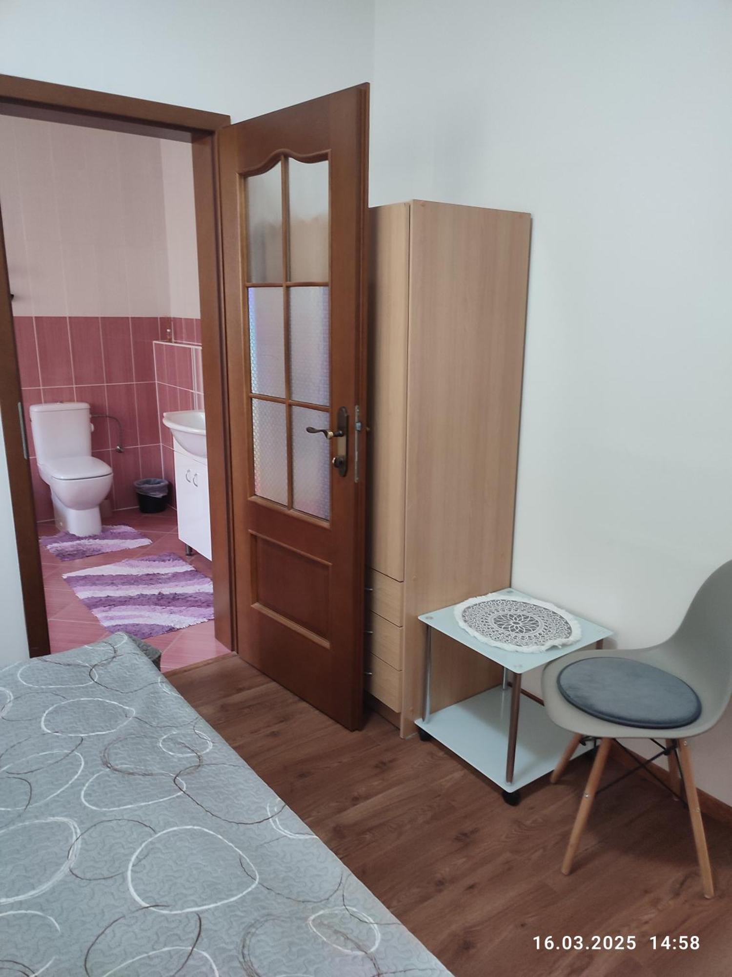 Nad Helmrovkou Homestay Prague