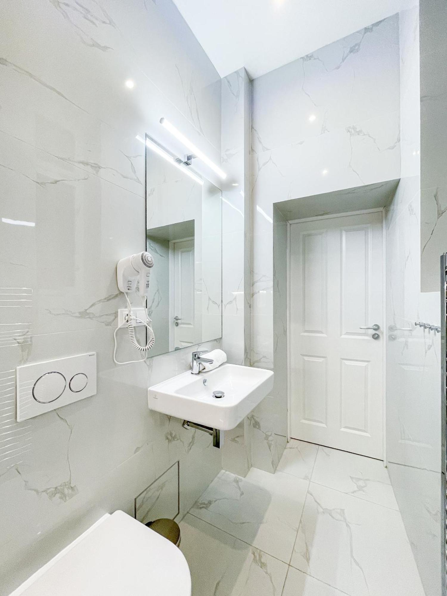 Powder Tower Apart Otel *