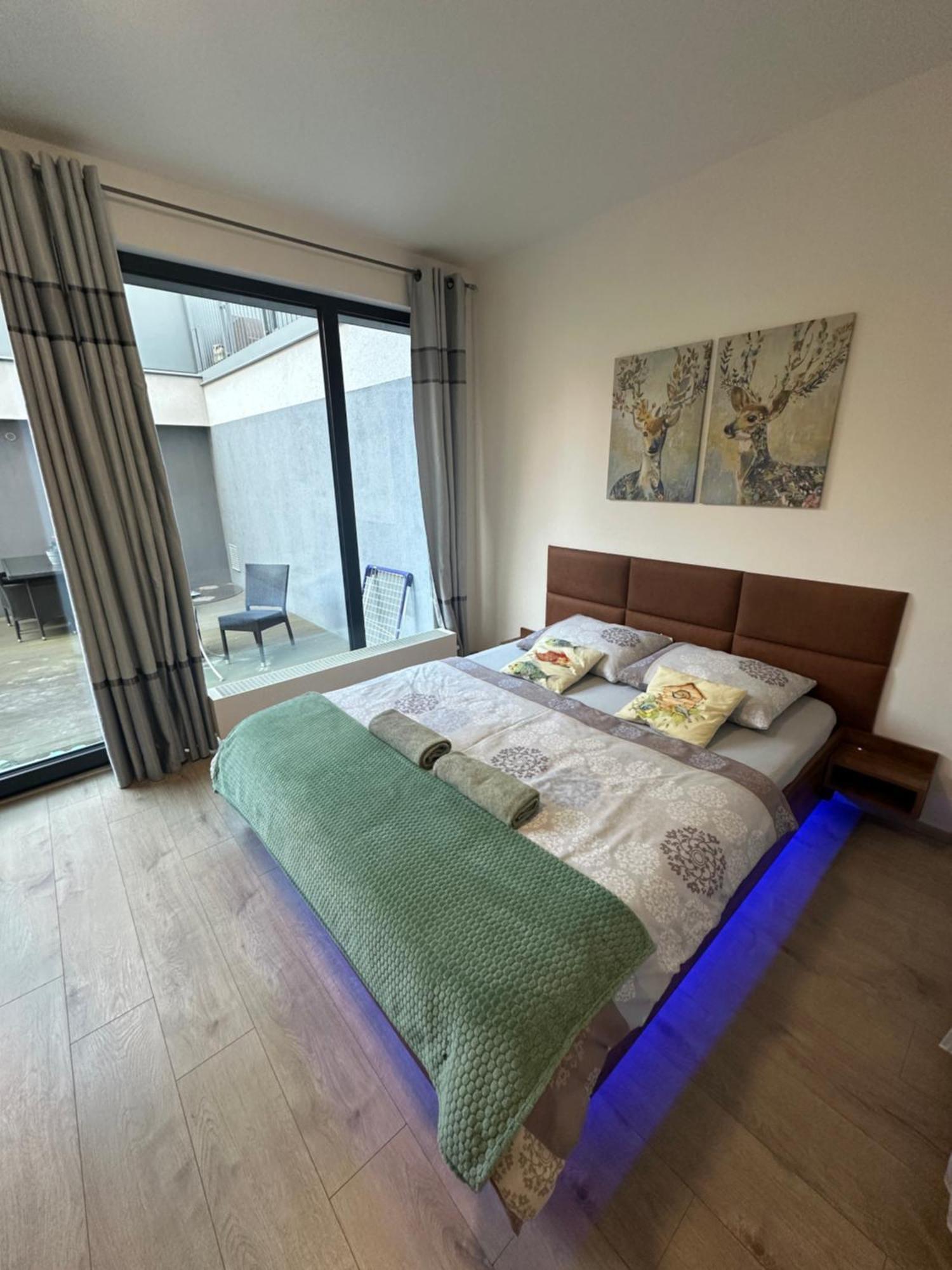 Apartment O2 Arena - Alex Prague
