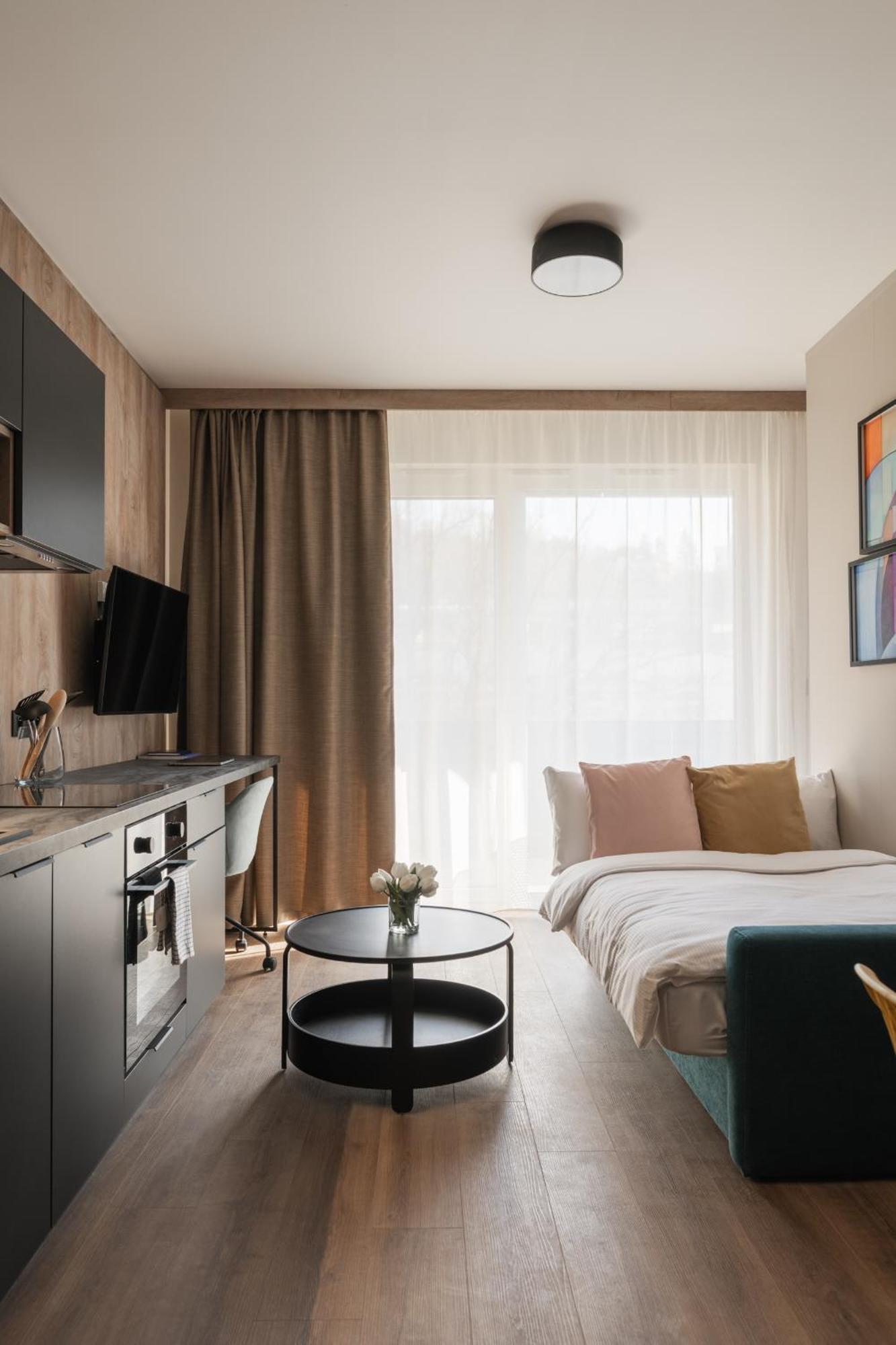 Avenue Apartment *