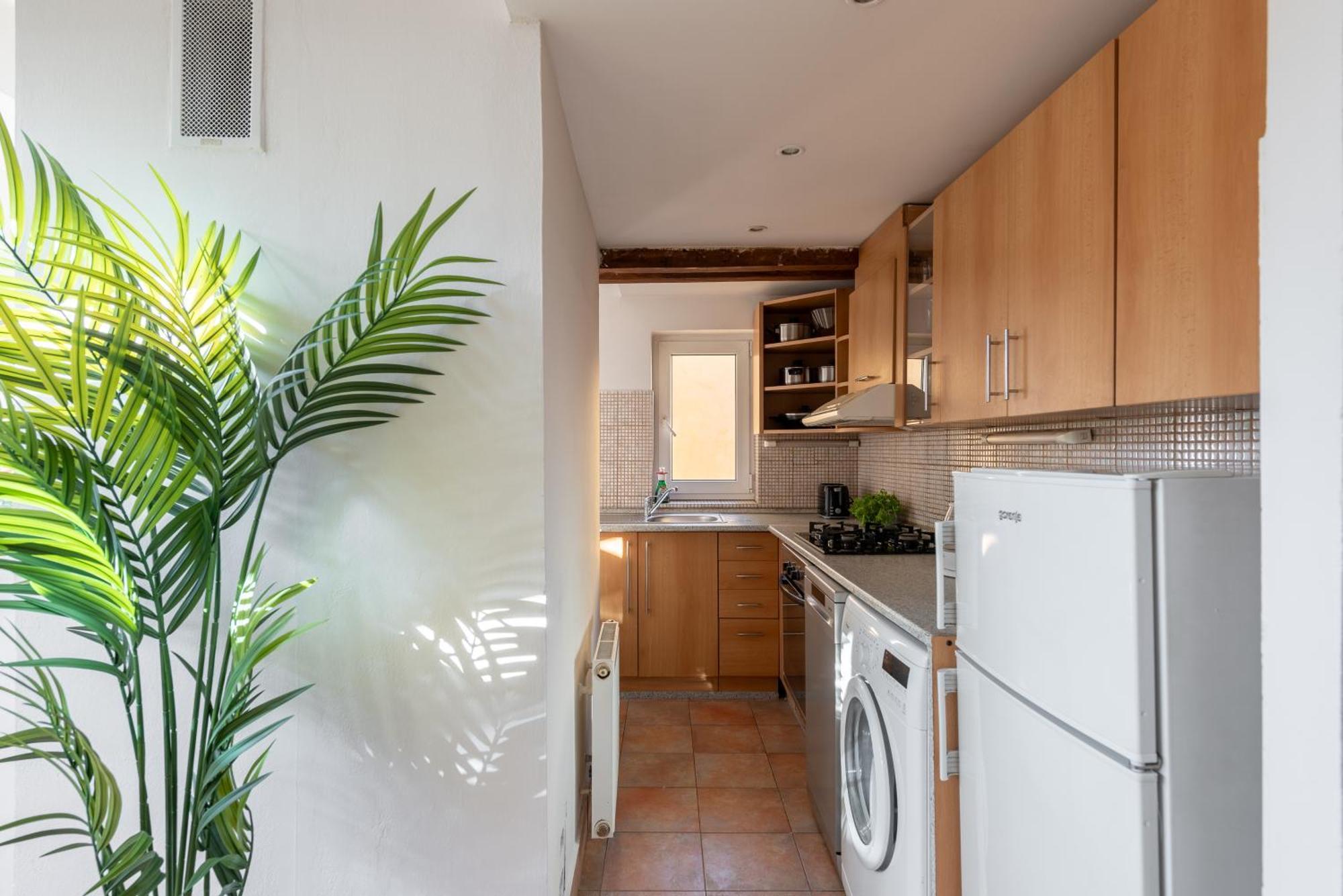 Spacious Near National Museum Apartment *