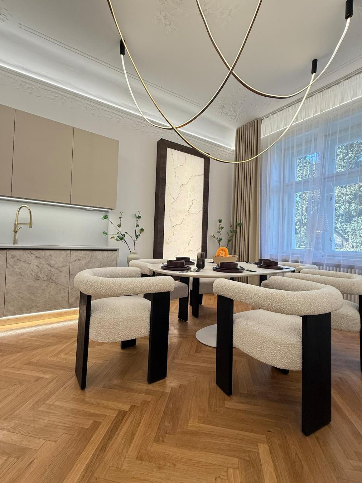 Apartment Riverside N22 Prag