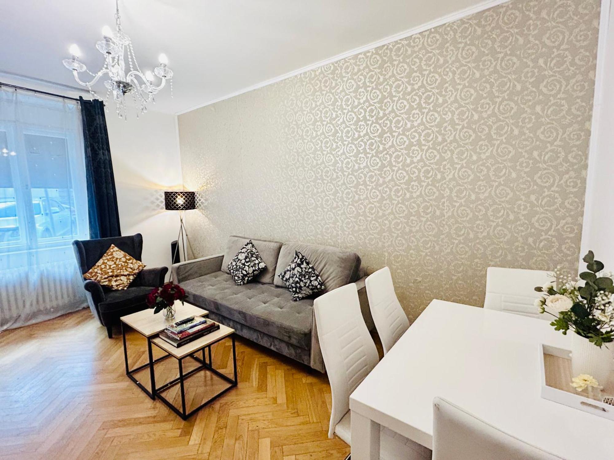 Luxury And Cozy Vinohrady Appartement