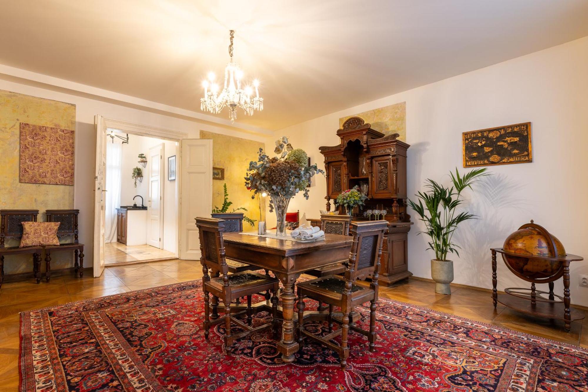 King'S Royal Apartments In City Centre Apartment *