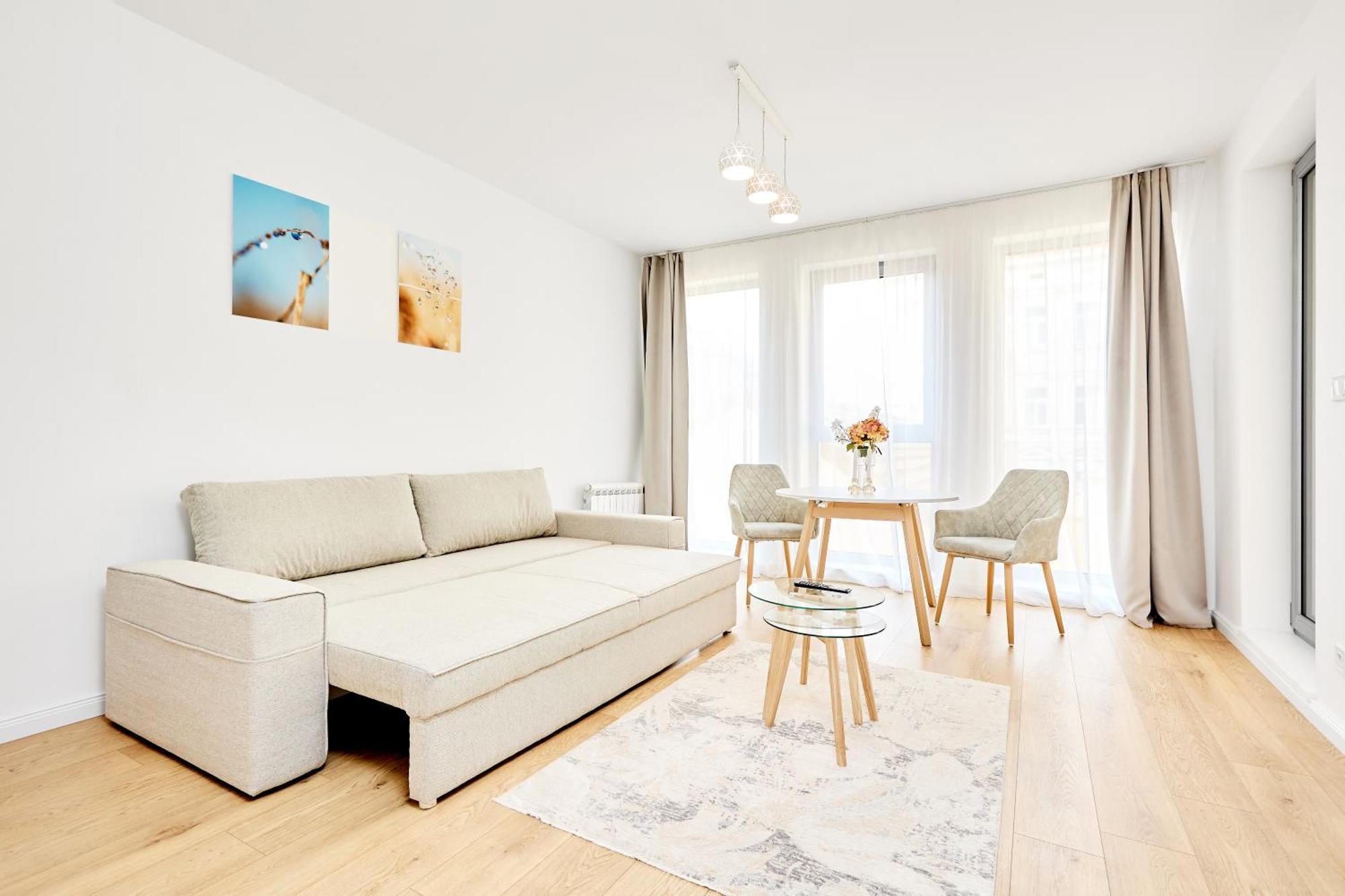 Apartment Azure - Cozy Center With Balcony