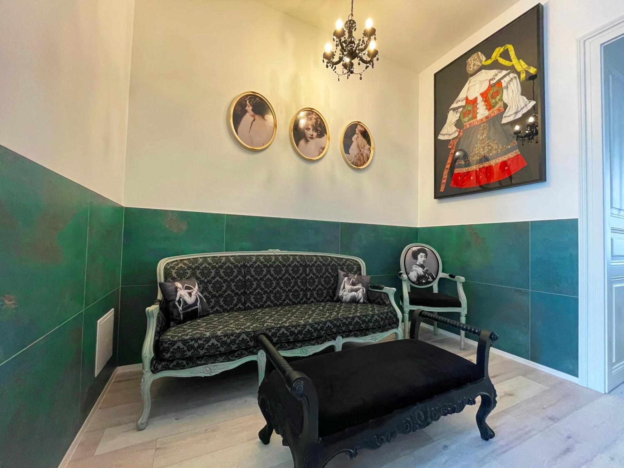 Apartment Vintage & Modern - Of Both Worlds In The Heart Of