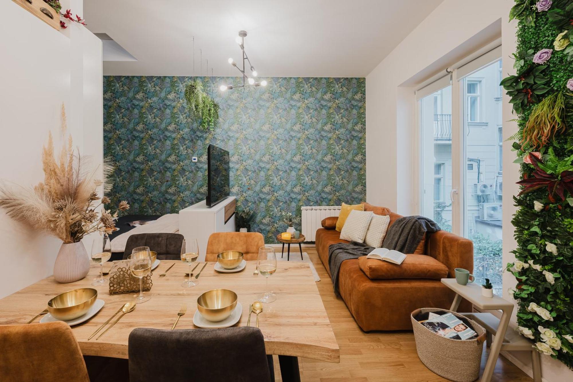 Days - With Balcony And Netflix In Location Prag