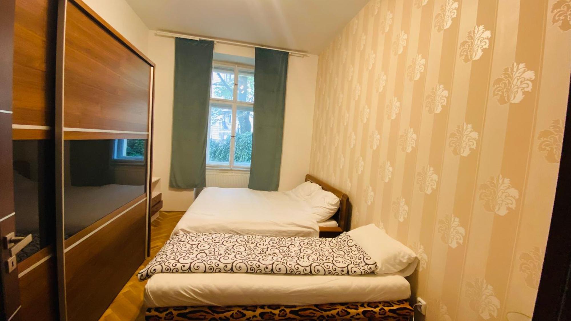 In 2 Square Apartment Prague