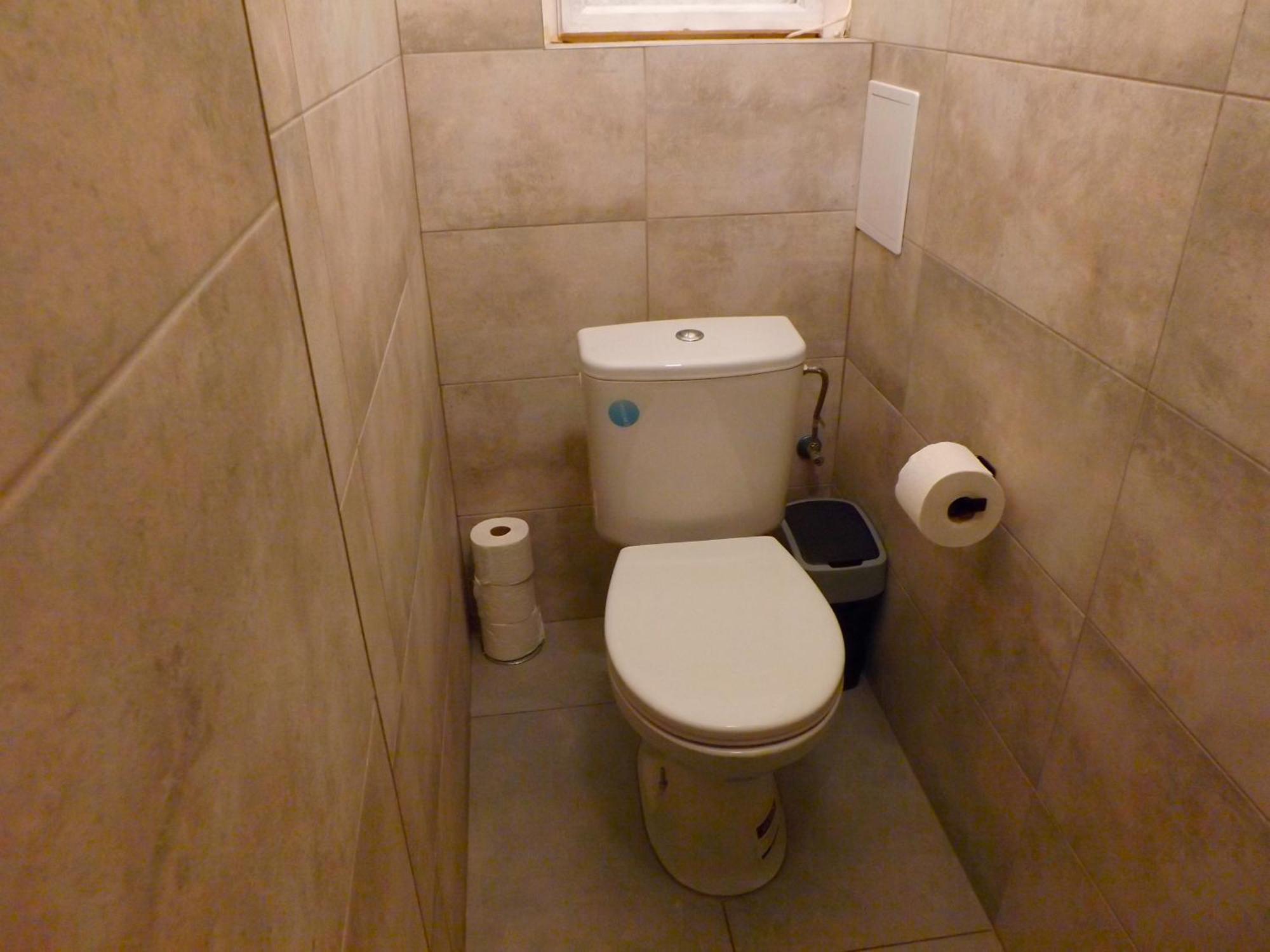 B5 Single Simple Room In Prague 7 * Prague