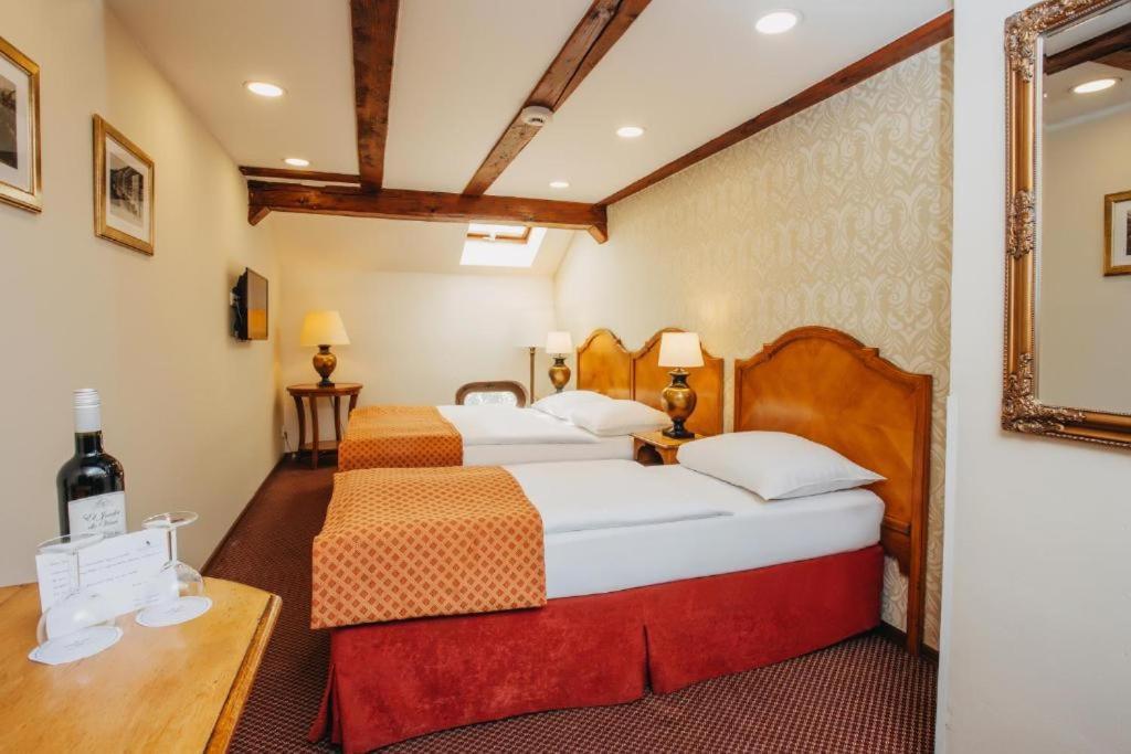 Wenceslas Square - Czech Leading Hotel 4*