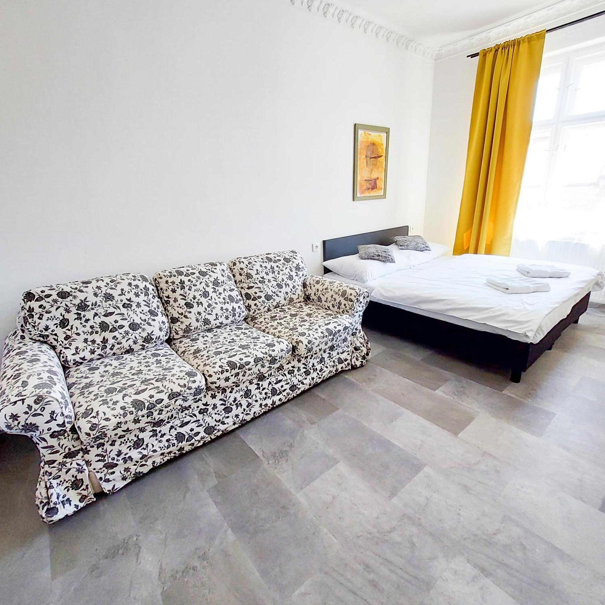 Pansiyon Sofa Room G2 Prague 7 *