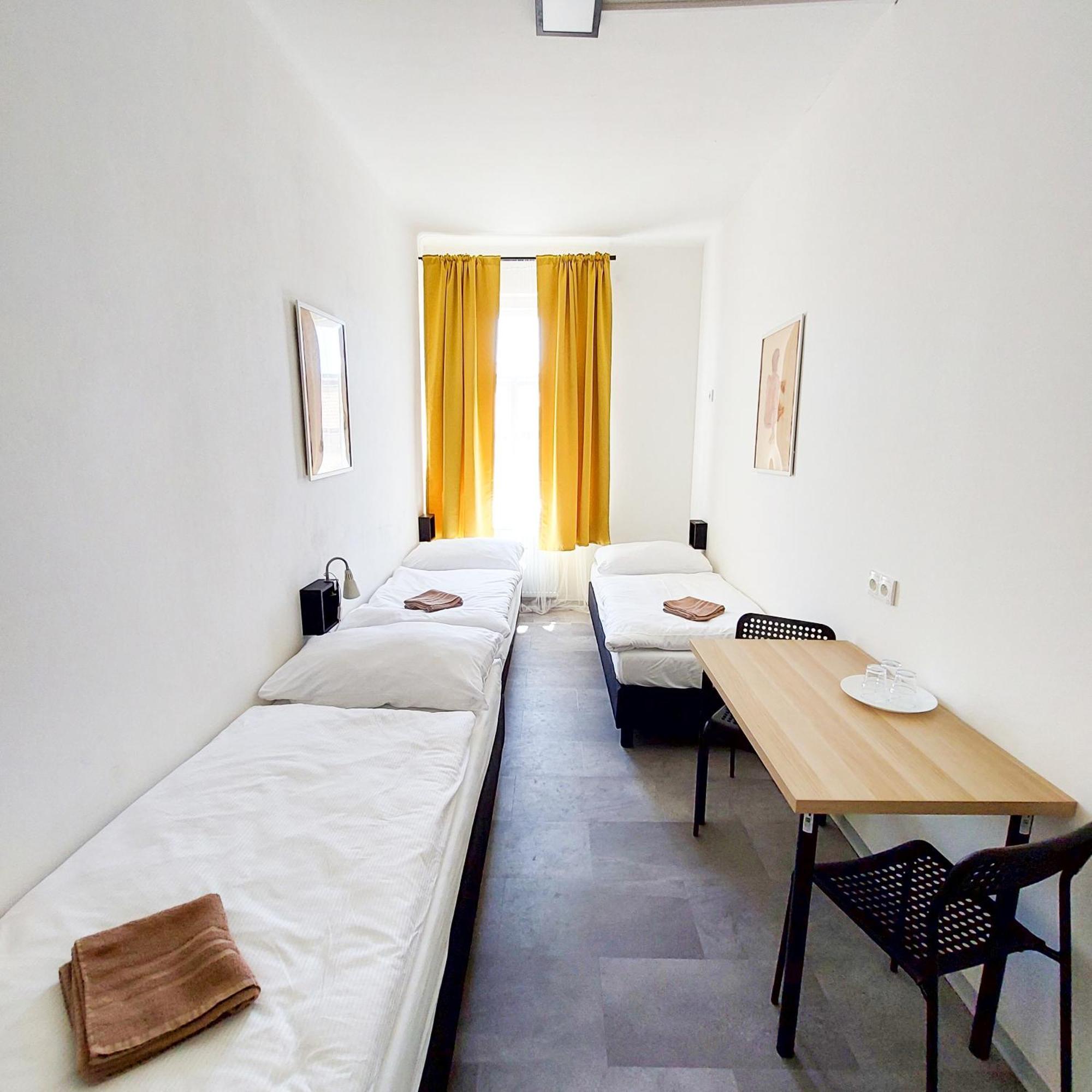 Practical Near The Main Station H3 Homestay