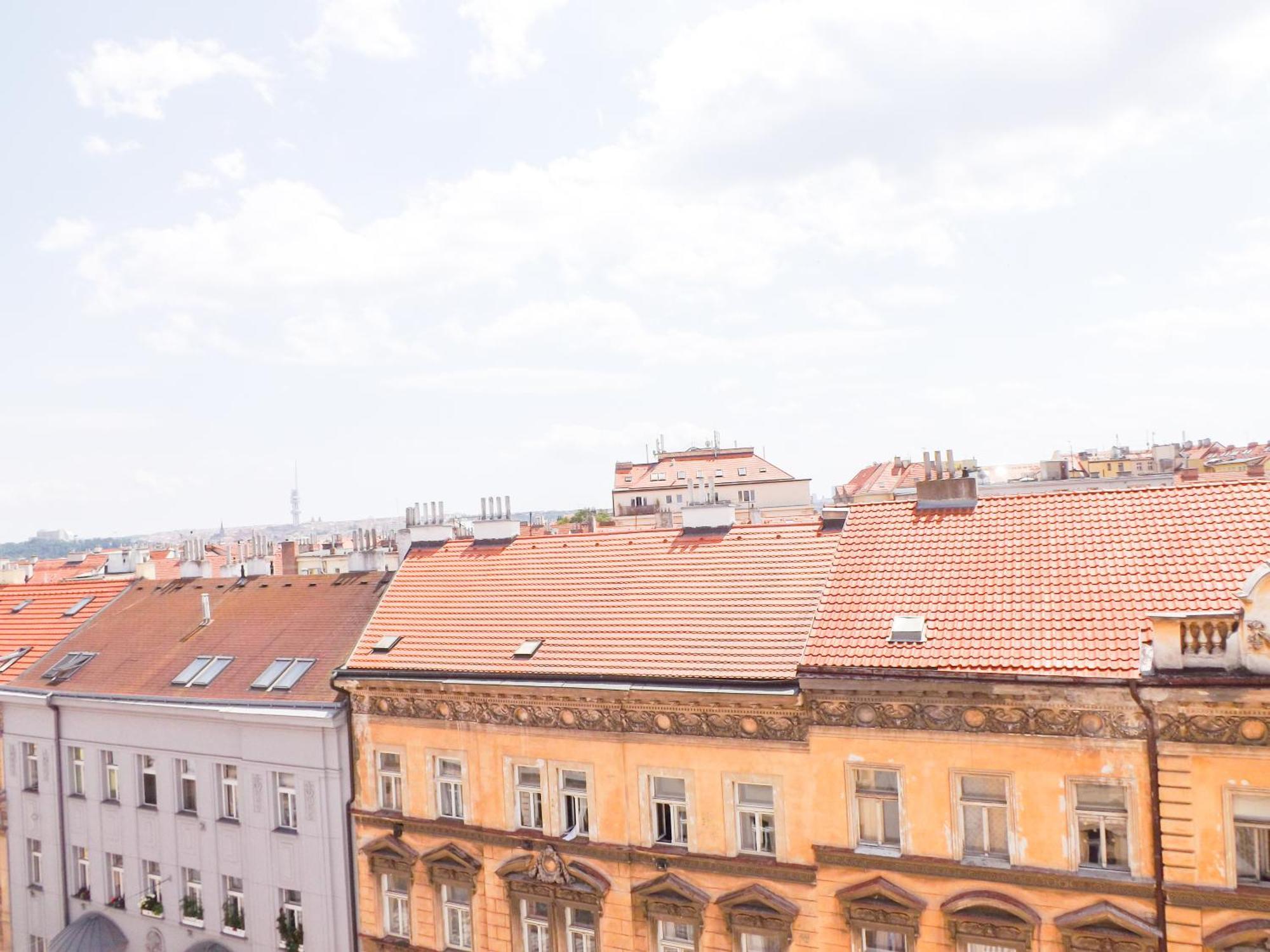 Homestay R2 Letna Rooftop Retreat Prague
