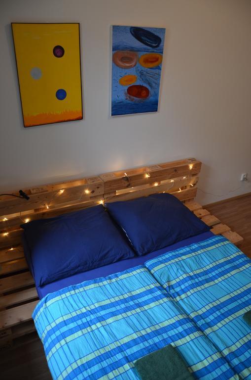 Comfortable Vlkova *