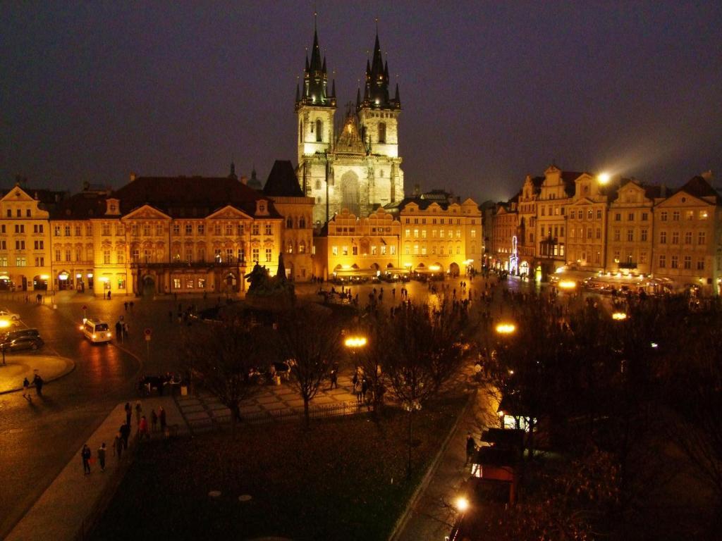 Old Town Square Premium Residence Praga