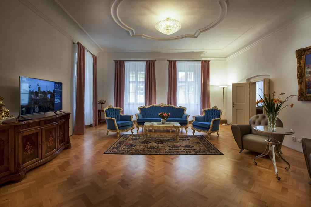Apartment Old Town Square Bambur *