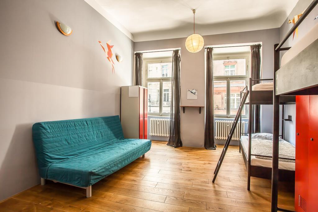 Albergue Ahoy!