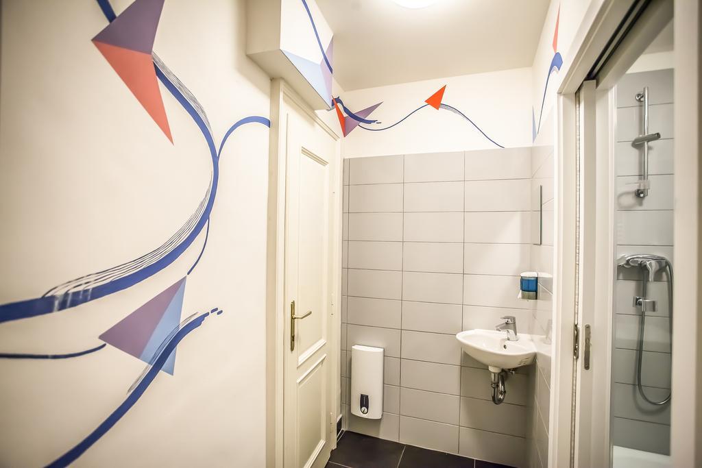 Albergue Ahoy! *