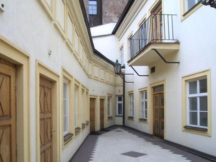 U Krize 3* Prague