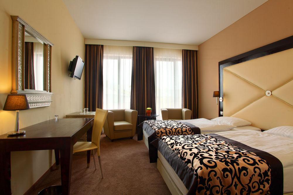 Elephant Design 4* Prague