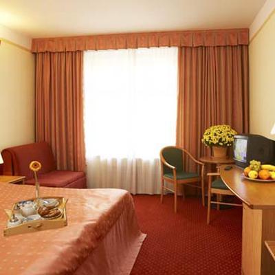 Aron Hotel 3*