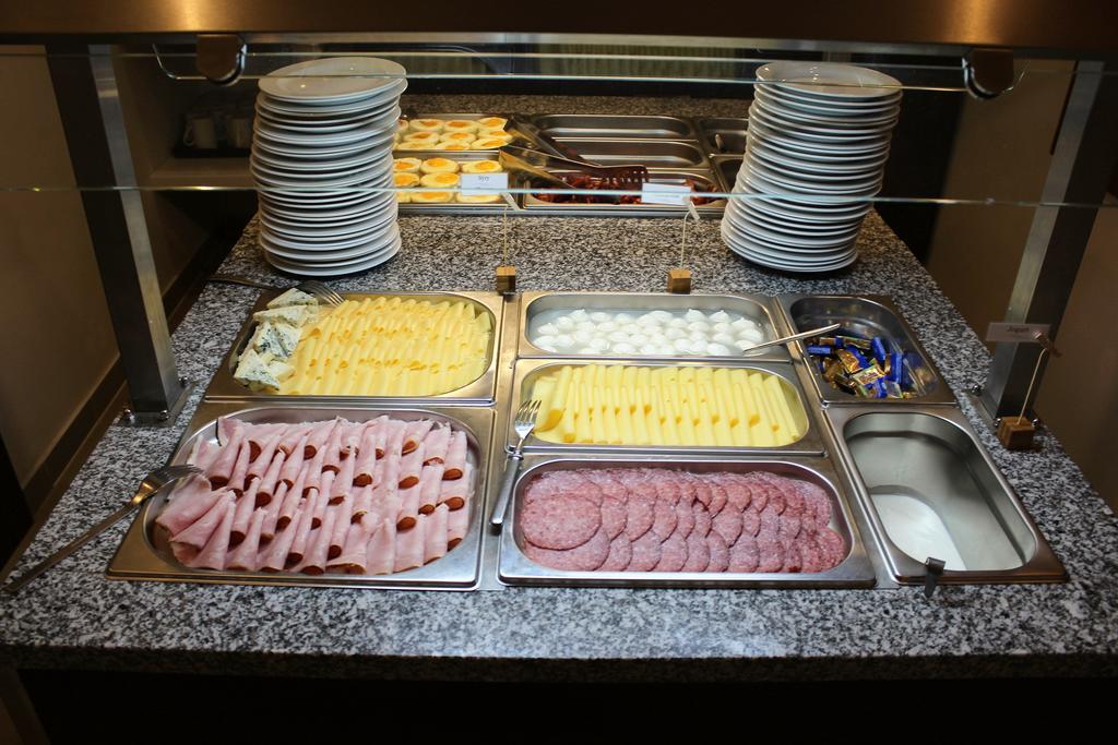 Otel Royal Plaza Prag