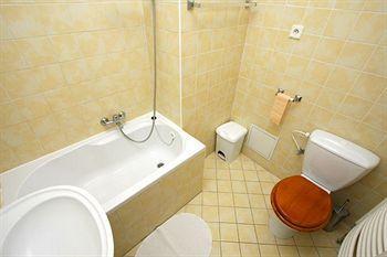 At The Golden Plough Appartement *