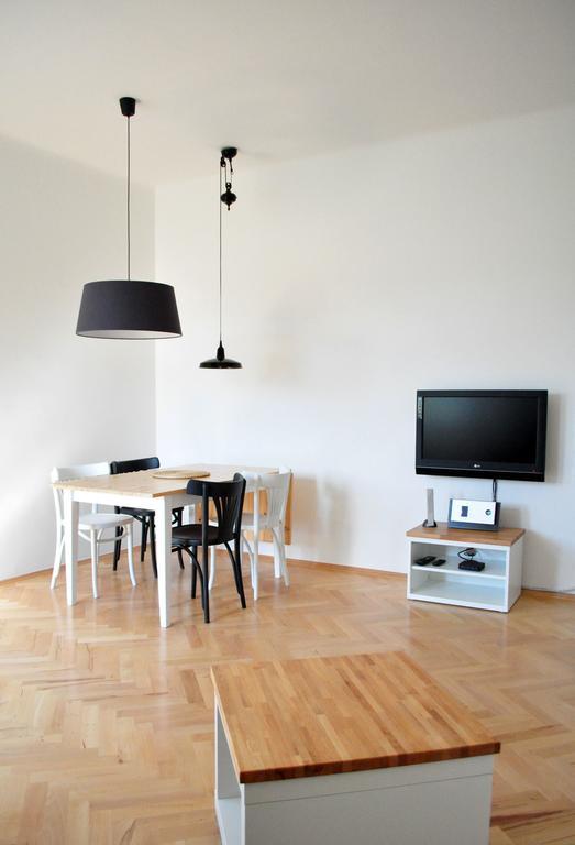 Central-modern-apartment * Prag