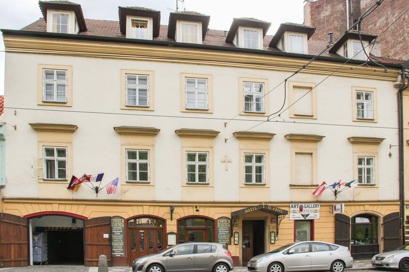 U Krize 3* Prague