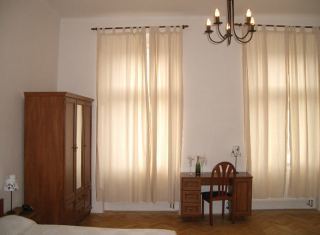 Halkova 4* Prague