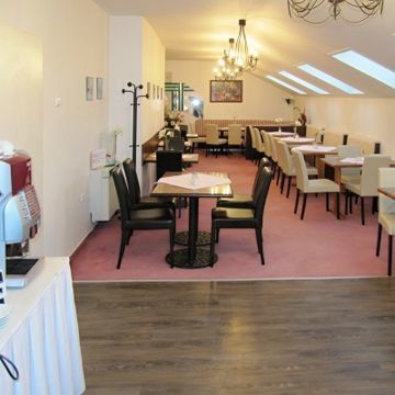 Royal Plaza Otel 3*