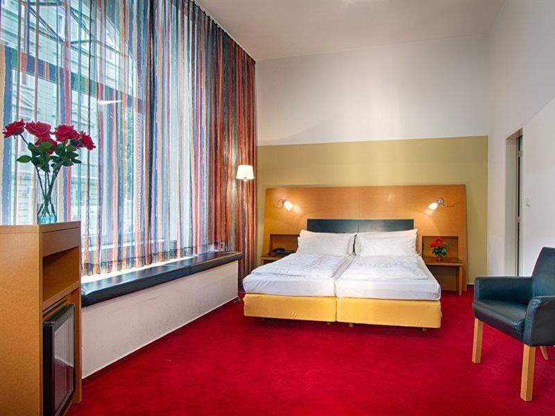 Theatrino Otel Prag