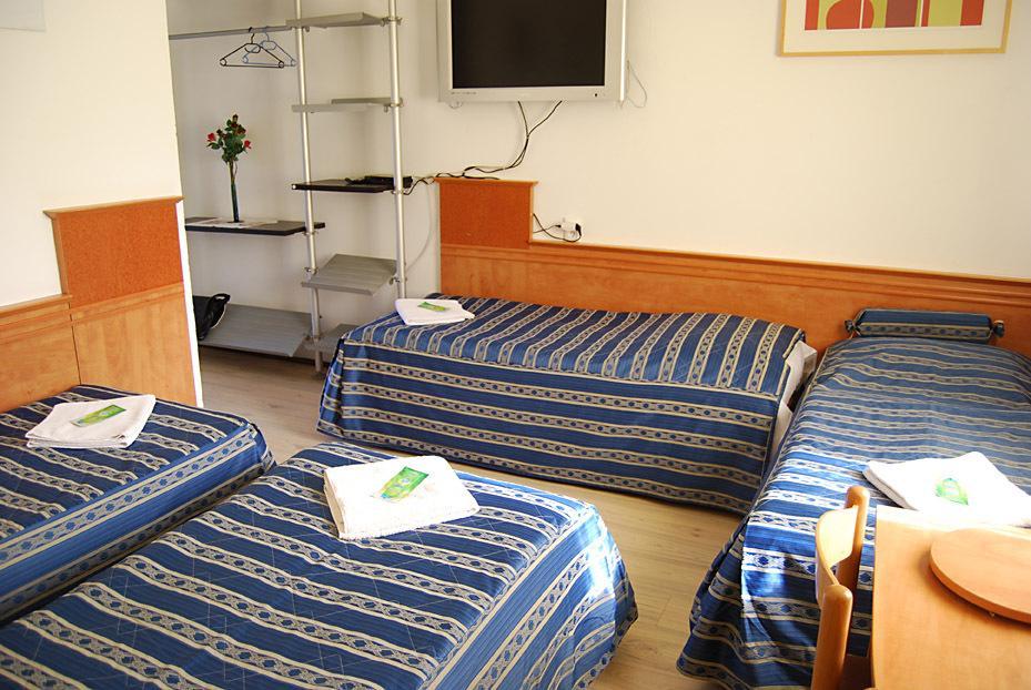 Hostel Free Zone