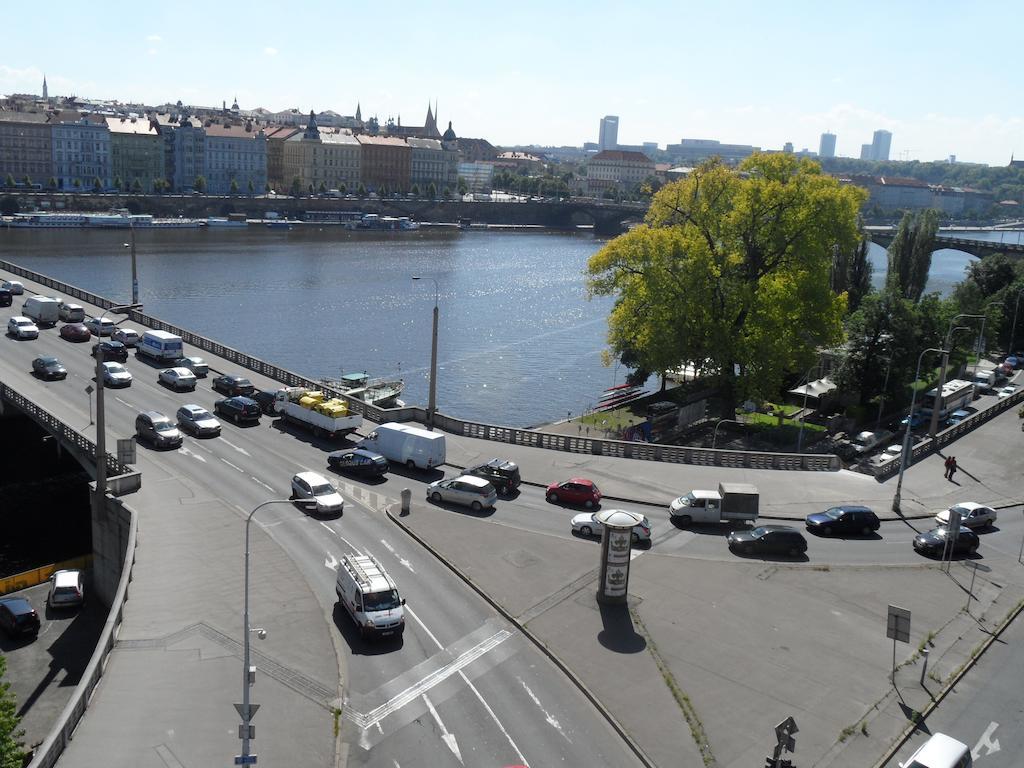 Apartment Flat River Prague