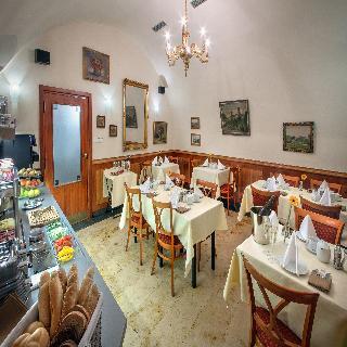 Hotel Clementin 4*
