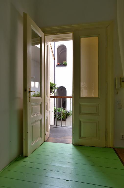Apartment Josefska 2