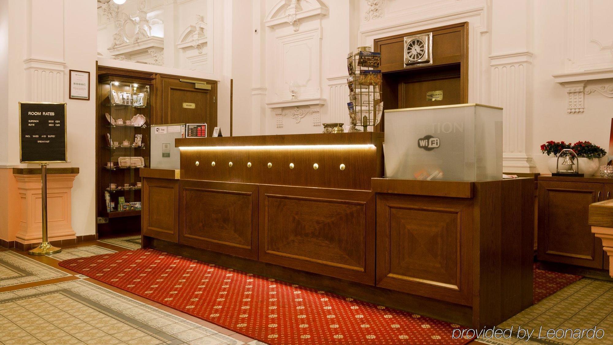 Boutique Seven Days 4*