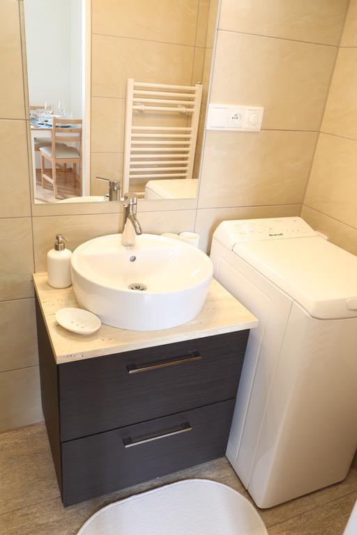 Apartment Sokolovska *