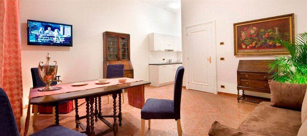 Otel La Fenice Prag